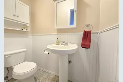 143 Hawthorne Street, Mastic, NY 11950 - Photo 9