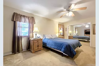 143 Hawthorne Street, Mastic, NY 11950 - Photo 13