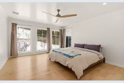 80 Hollow Road, Stony Brook, NY 11790 - Photo 17