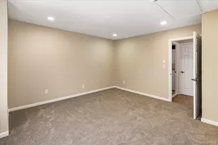 98 Molly Pitcher Ln, Yorktown Heights, NY 10598 - Photo 11