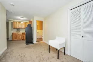 696 Ridgeway, White Plains, NY 10605 - Photo 23