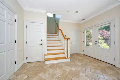 696 Ridgeway, White Plains, NY 10605 - Photo 3