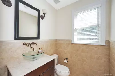 696 Ridgeway, White Plains, NY 10605 - Photo 5