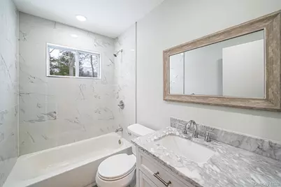 14 Wiltshire Court, Center Moriches, NY 11934 - Photo 11