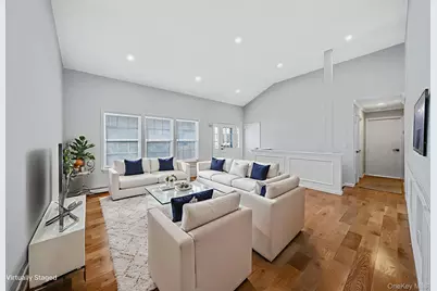 14 Wiltshire Court, Center Moriches, NY 11934 - Photo 3