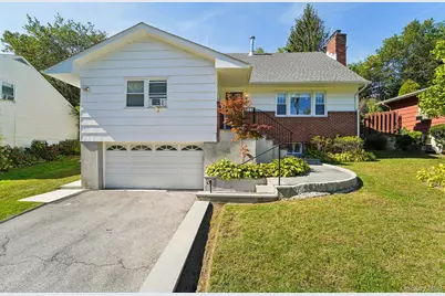 252 County Center Road, White Plains, NY 10603 - Photo 1