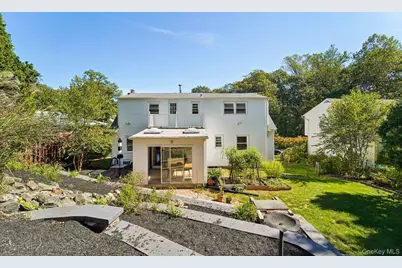 252 County Center Road, White Plains, NY 10603 - Photo 43