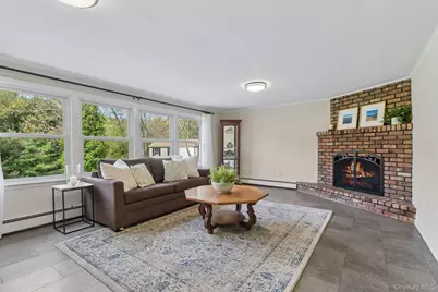 50 Stony Hollow Road, Centerport, NY 11721 - Photo 5