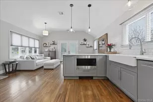 3984 Arthur Ave N, Seaford, NY 11783 - Photo 15