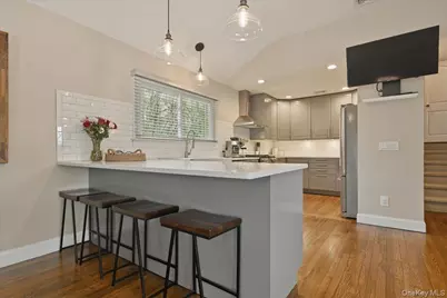 3984 Arthur Avenue N, Seaford, NY 11783 - Photo 9