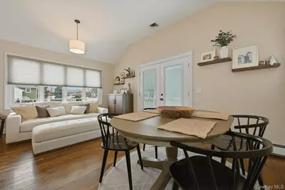 3984 Arthur Avenue N, Seaford, NY 11783 - Photo 5