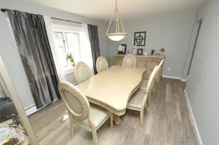 28 Block Blvd, Port Jefferson Station, NY 11776 - Photo 3