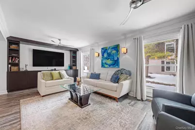 32 Hurlihe Street #Apt. A, Poughkeepsie, NY 12601 - Photo 3