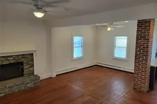 40 Belford Ave, Bay Shore, NY 11706 - Photo 5