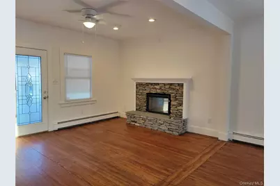 40 Belford Avenue, Bay Shore, NY 11706 - Photo 3