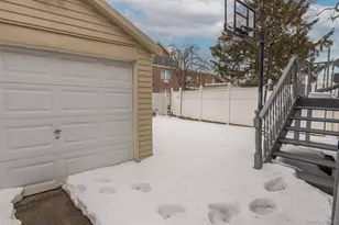 12-10 117th St, College Point, NY 11356 - Photo 5