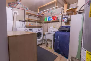 12-10 117th St, College Point, NY 11356 - Photo 35