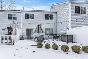 47 Max Ct, Islandia, NY 11749 - Photo 17