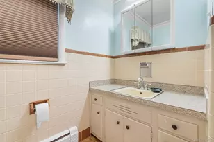 75 Beechwood Ave, Poughkeepsie, NY 12603 - Photo 13