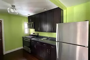 32 Fountain Pl, Poughkeepsie, NY 12603 - Photo 13