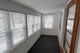 32 Fountain Pl, Poughkeepsie, NY 12603 - Photo 9