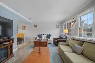 276 Temple Hill Rd, New Windsor, NY 12553 - Photo 5