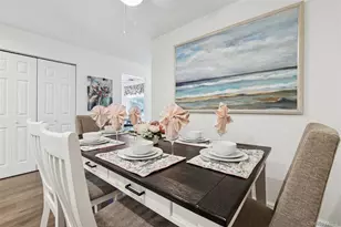 201 Bentley Ct E, Saint James, NY 11780 - Photo 5