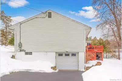 538 Mountain View Avenue, Hurley, NY 12443 - Photo 11