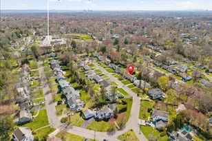 33 Wilmot Cir, Scarsdale, NY 10583 - Photo 41