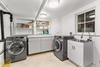 290 Park Hill Avenue, Yonkers, NY 10705 - Photo 35