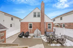 131 Grange St, Franklin Square, NY 11010 - Photo 37