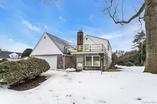 409 Titus Way, East Williston, NY 11596 - Photo 43