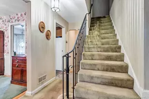 409 Titus Way, East Williston, NY 11596 - Photo 5