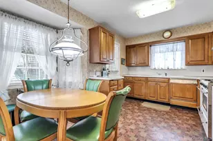 409 Titus Way, East Williston, NY 11596 - Photo 17