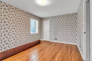 409 Titus Way, East Williston, NY 11596 - Photo 33