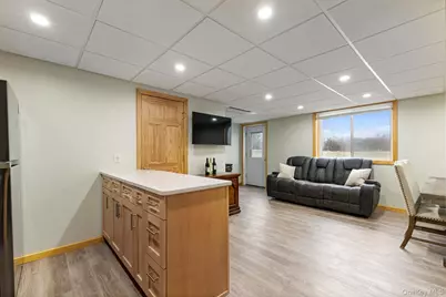 219 Old Mamaroneck Road, White Plains, NY 10605 - Photo 25