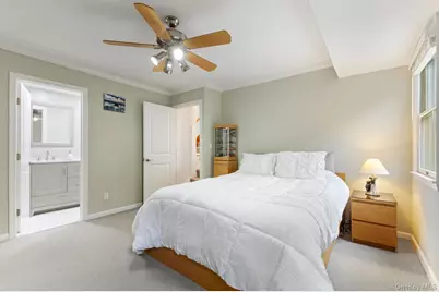 219 Old Mamaroneck Road, White Plains, NY 10605 - Photo 11