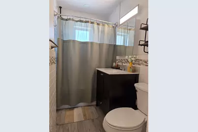 181 Barrymore Boulevard, Franklin Square, NY 11010 - Photo 7