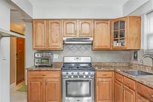 71-59 58th Rd, Maspeth, NY 11378 - Photo 25