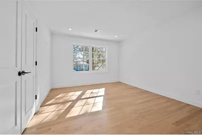 294 Curtis Avenue, Carle Place, NY 11514 - Photo 27