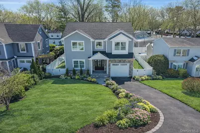 294 Curtis Avenue, Carle Place, NY 11514 - Photo 3