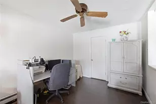 40 Mercury Ave, Patchogue, NY 11772 - Photo 7