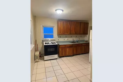 33 Kingston Avenue #1ST Floor, Floral Park, NY 11001 - Photo 9