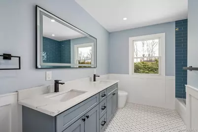 3356 Carrollton Avenue, Wantagh, NY 11793 - Photo 27