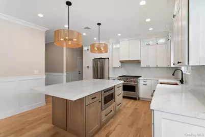 3356 Carrollton Avenue, Wantagh, NY 11793 - Photo 11