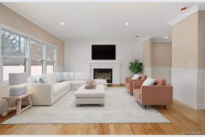 3356 Carrollton Avenue, Wantagh, NY 11793 - Photo 17