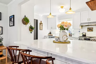 4 Jeffrey Lane, Setauket, NY 11733 - Photo 5