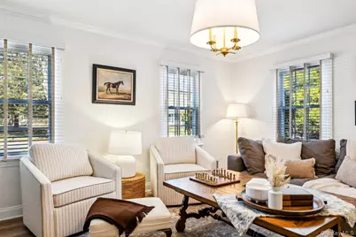 4 Jeffrey Lane, Setauket, NY 11733 - Photo 3