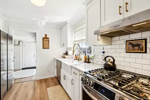 4 Jeffrey Ln, Setauket, NY 11733 - Photo 9