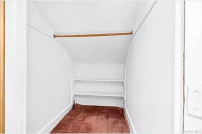 24 Old Knollwood Road, White Plains, NY 10607 - Photo 25